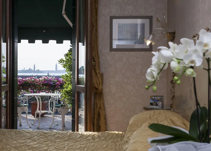 Haustierfreundliches Hotel: Hotel Riviera Venezia Lido